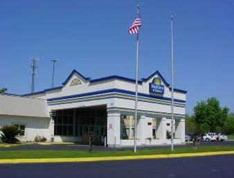 Rodeway Inn Монтгомъри Екстериор снимка