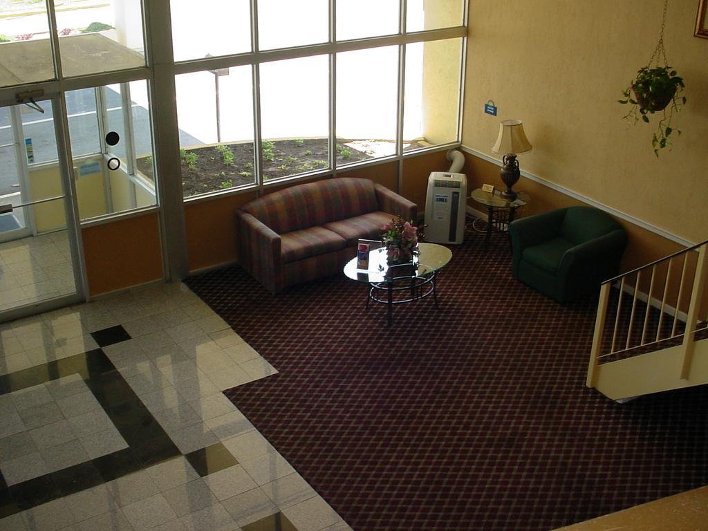 Rodeway Inn Монтгомъри Екстериор снимка
