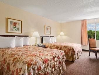 Rodeway Inn Монтгомъри Екстериор снимка